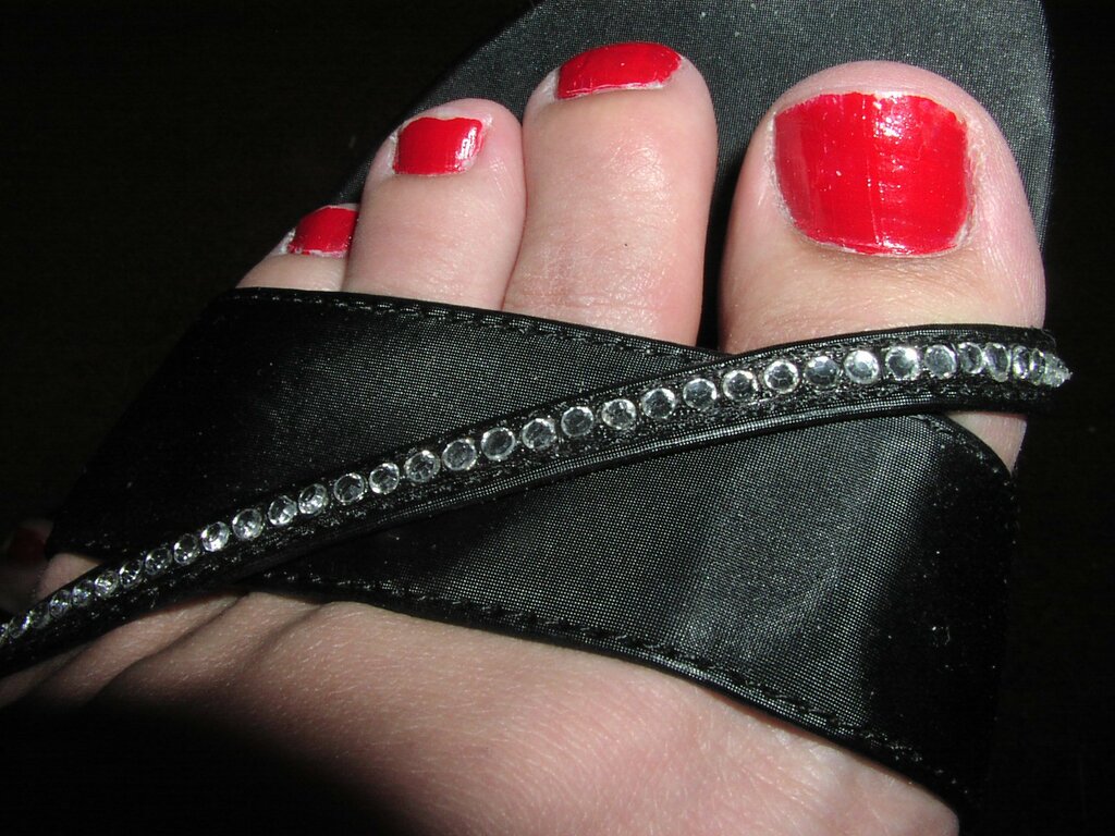 Toes looking so sexy