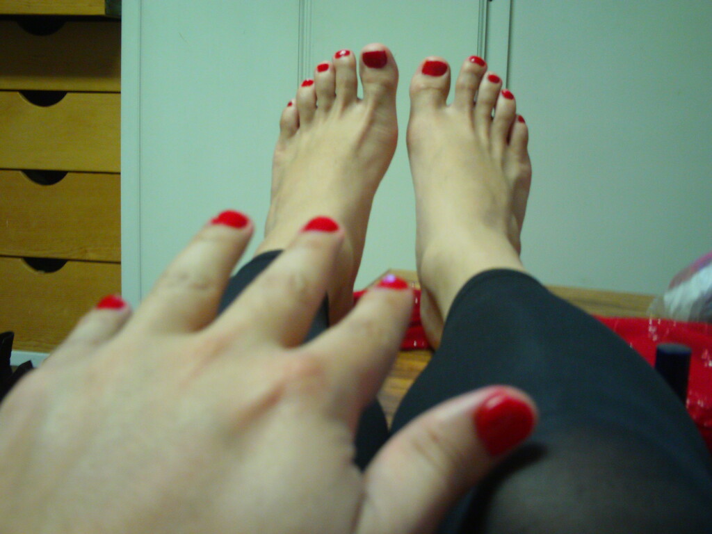 Red toes and fingers