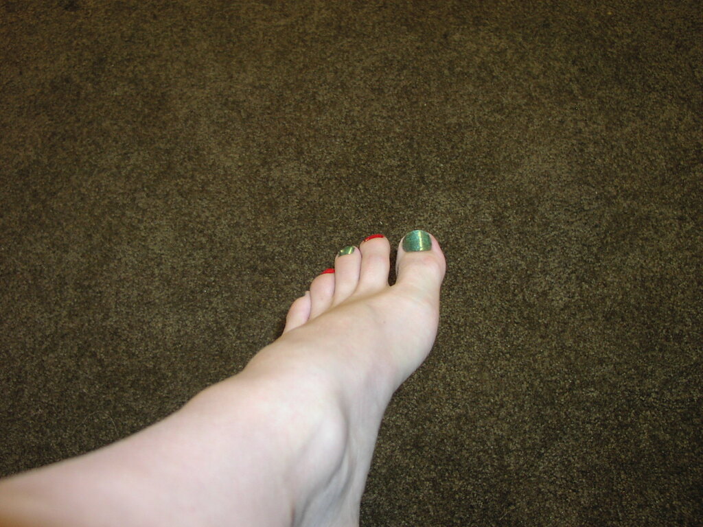 Painted toe nails