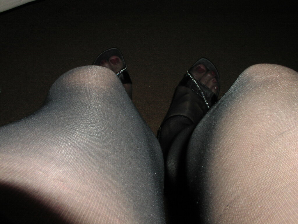 My legs look sexy in stockings